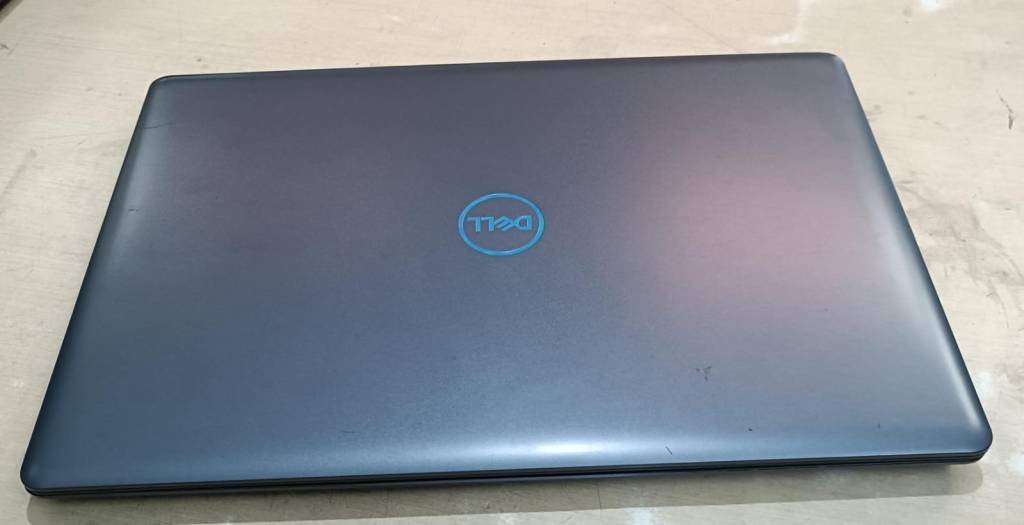 GAMING LAPTOPS